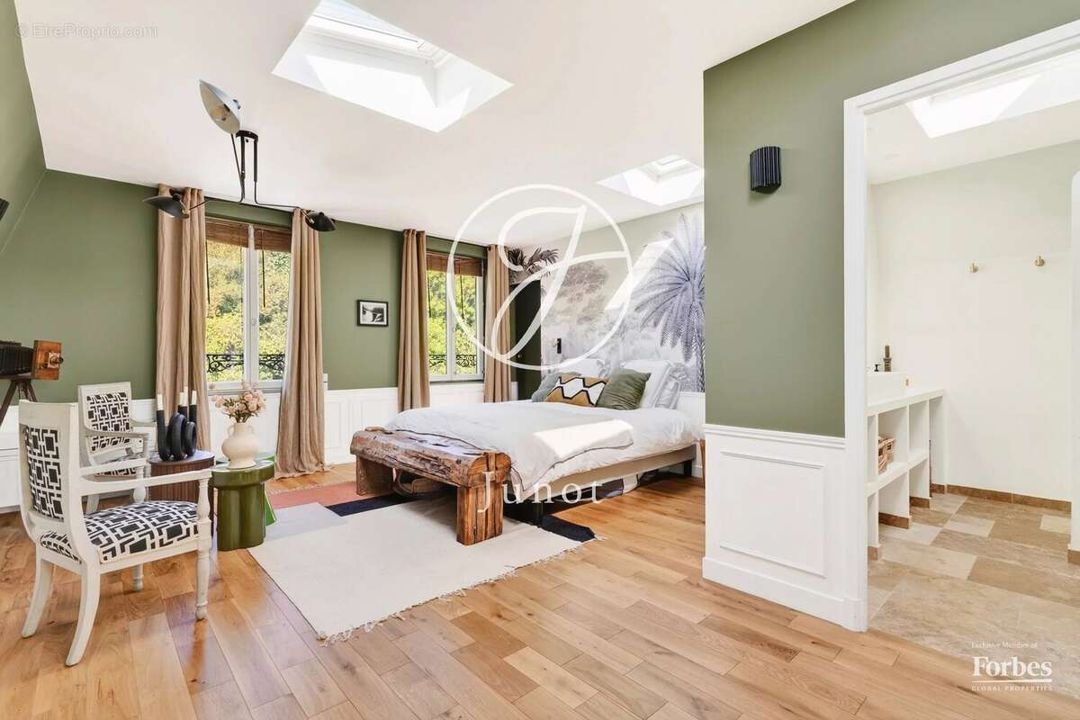 Appartement à SAINT-CLOUD