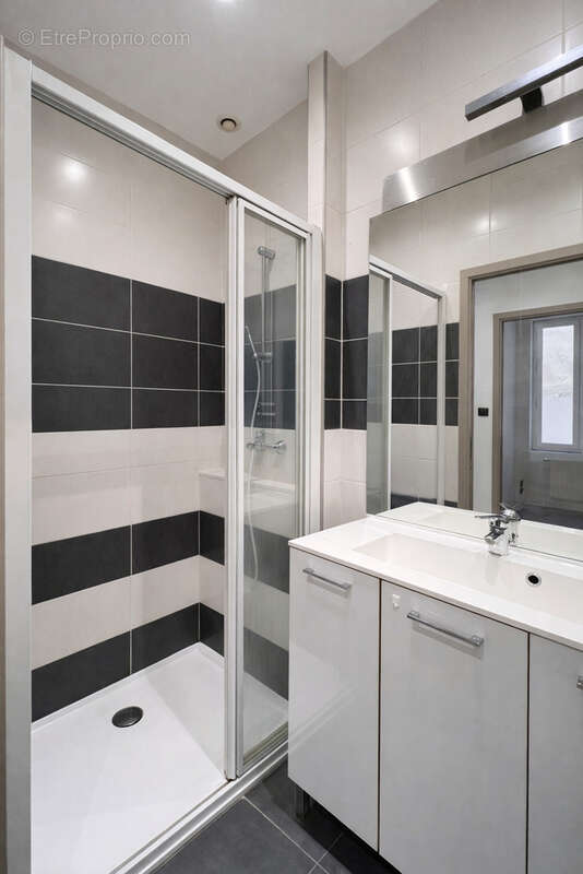 Appartement à SAINT-SYMPHORIEN-D'OZON