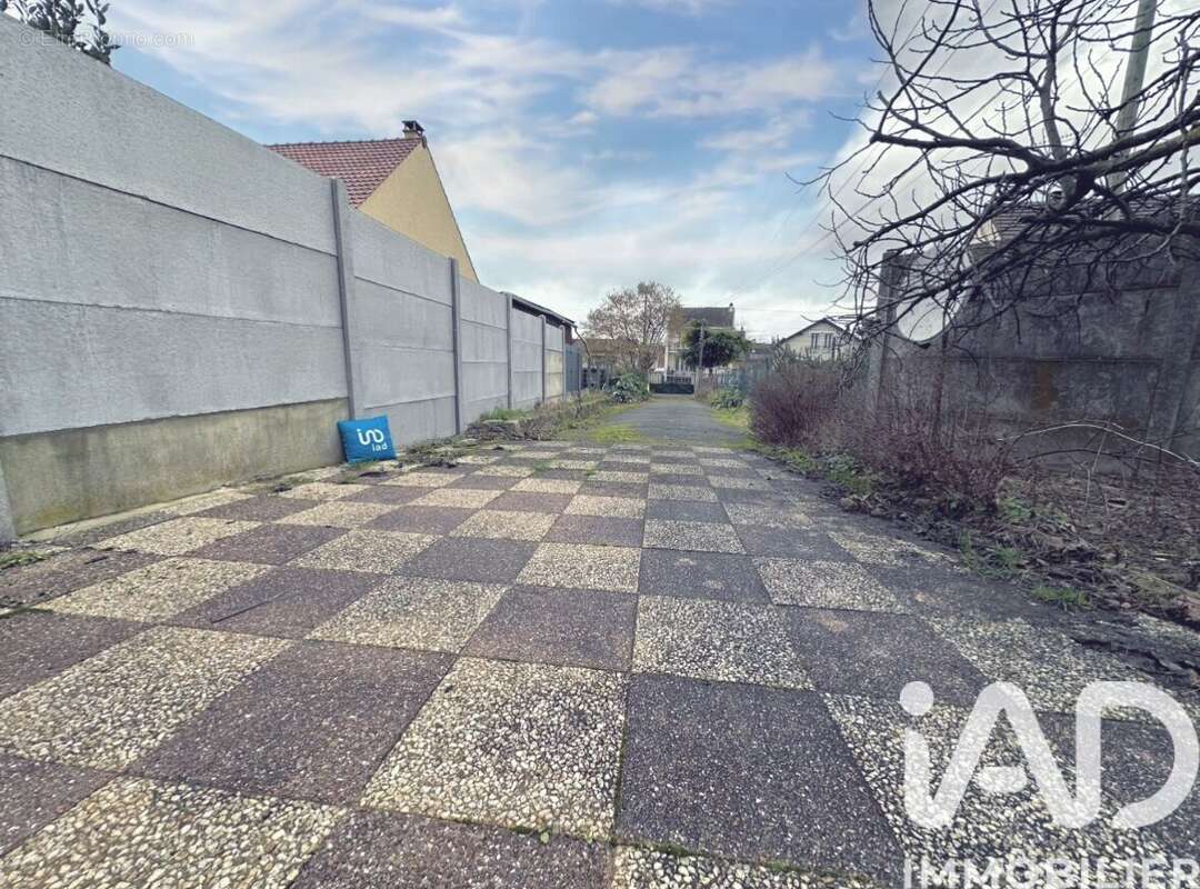 Photo 6 - Maison à LE THILLAY