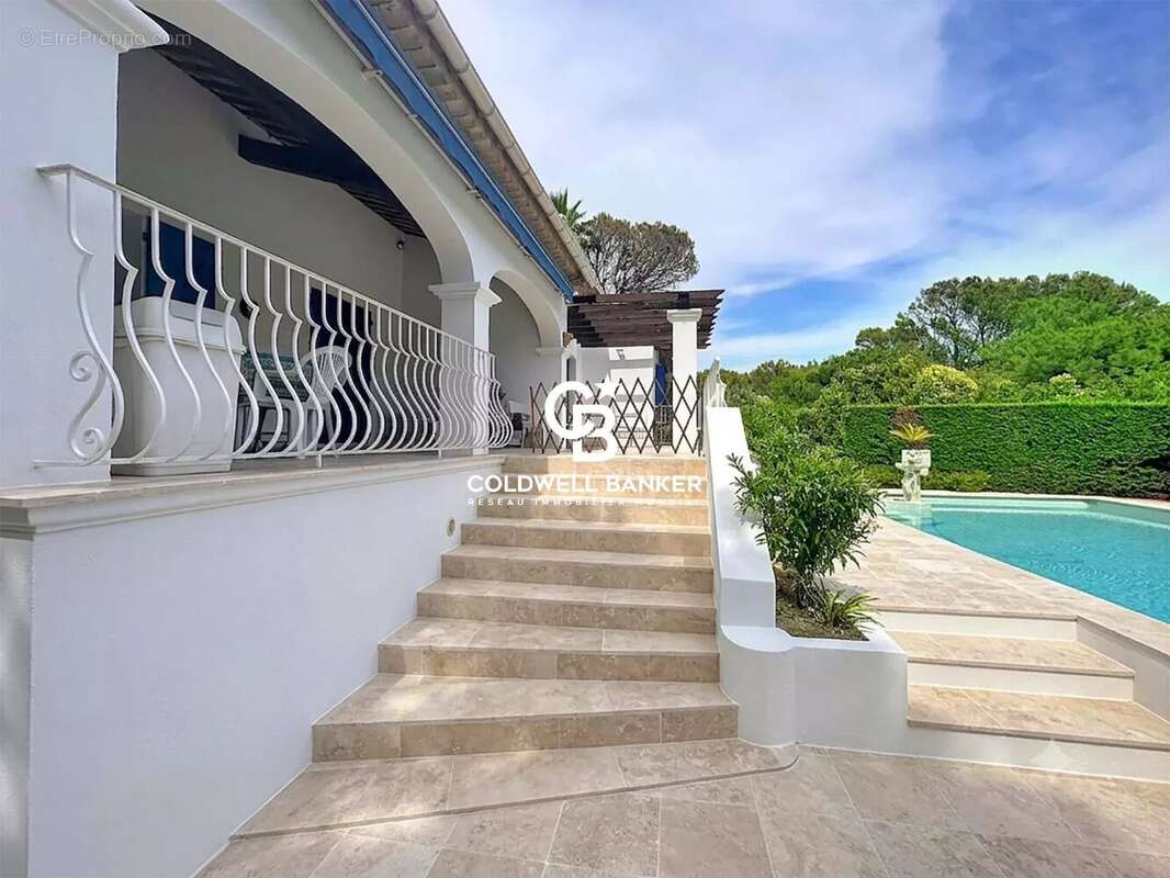 Maison à SAINT-RAPHAEL