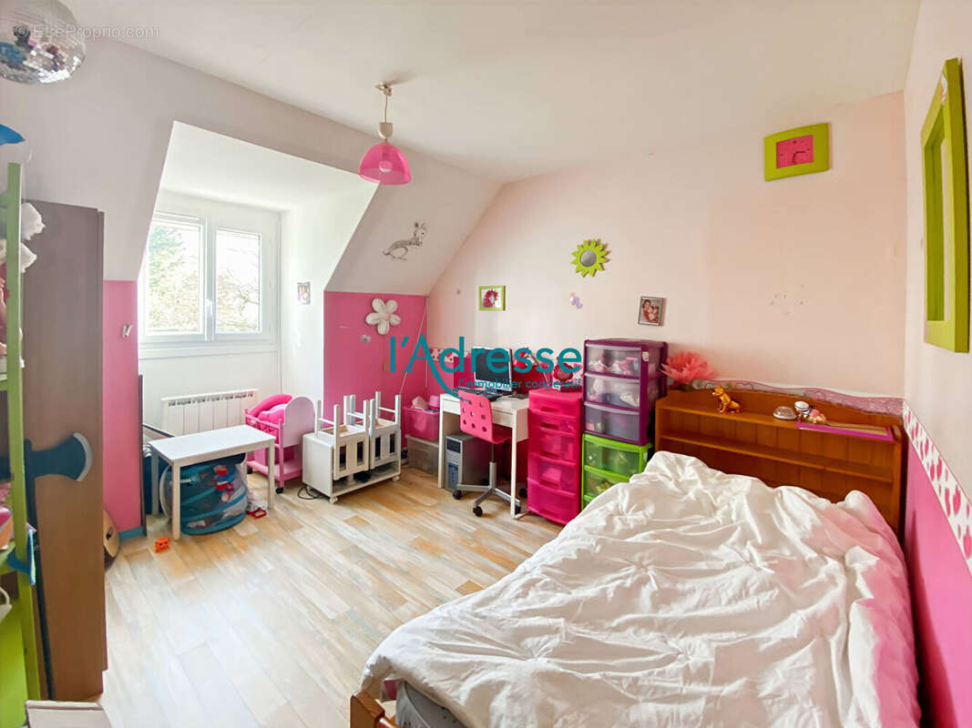 Maison à MONTALET-LE-BOIS