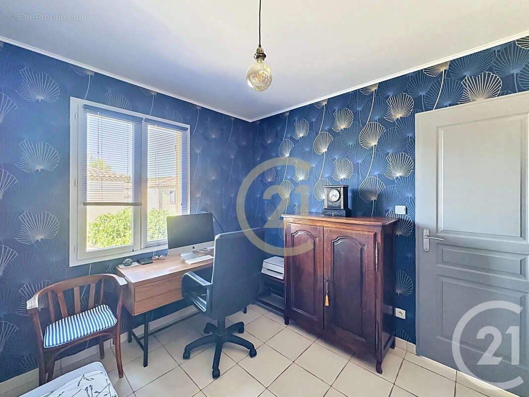 Maison 102 m² à Remoulins  - photo 9