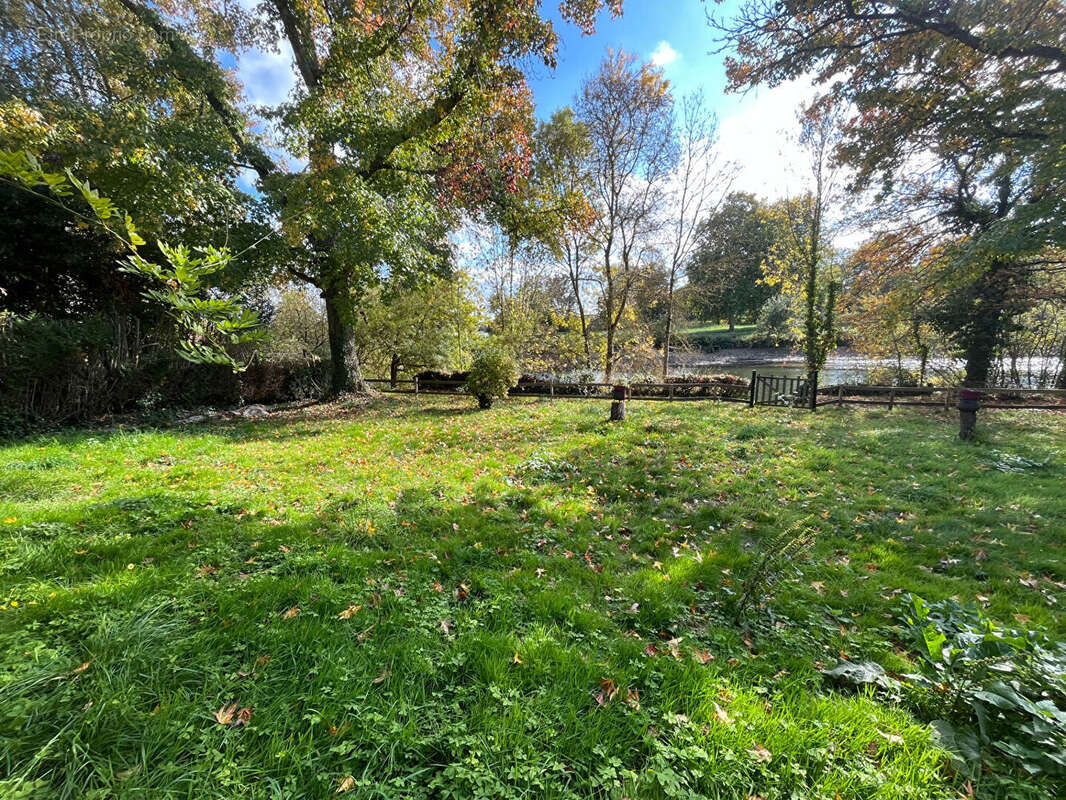 Maison à ROEZE-SUR-SARTHE