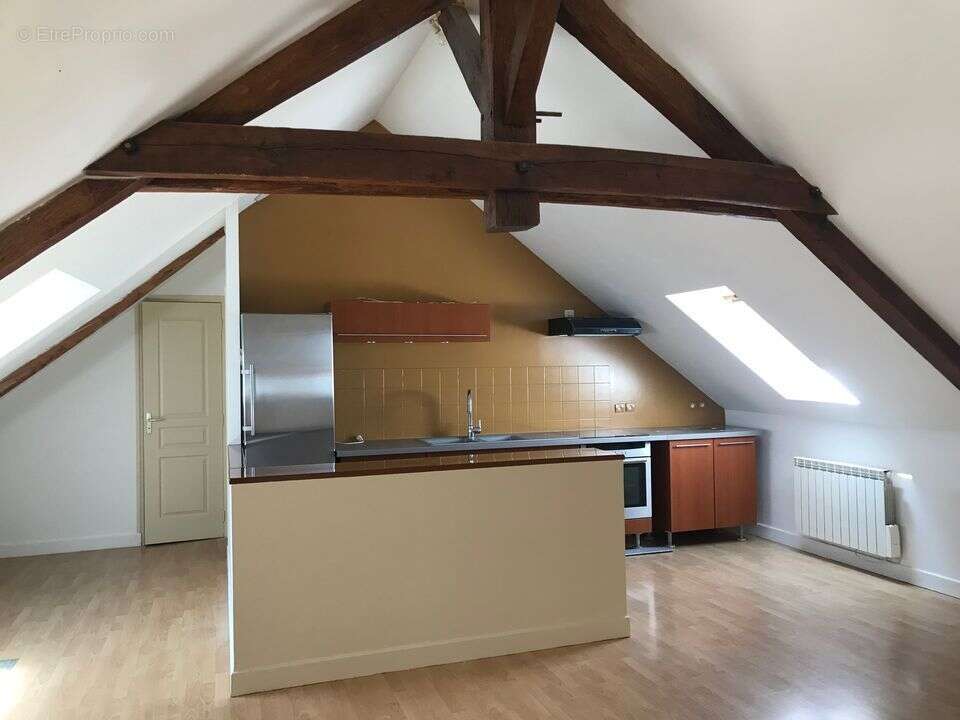 Appartement à LA CHAPELLE-MOUTILS