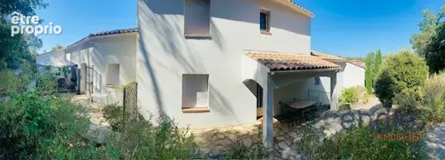 LORGUES Propriété composée de 4 logements avec vue imprenable - photo 10