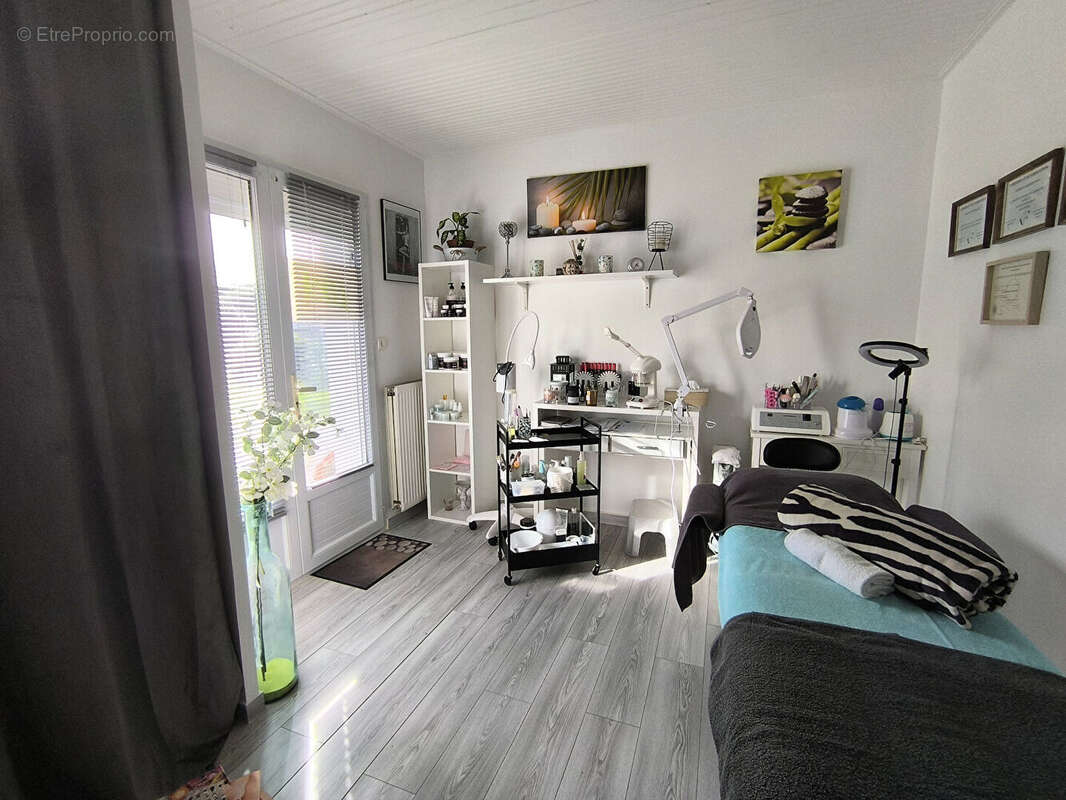 Maison à COMMEQUIERS