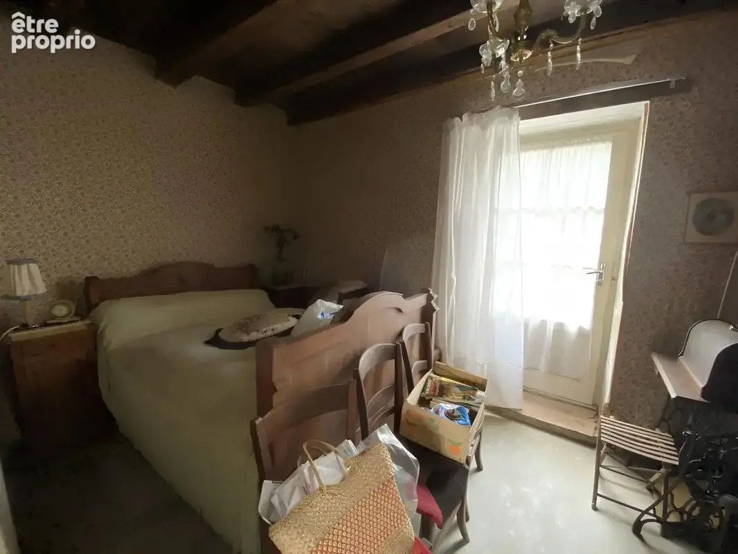 Maison à rénover avec grange et terrain à 20 minutes de Civray - photo 5