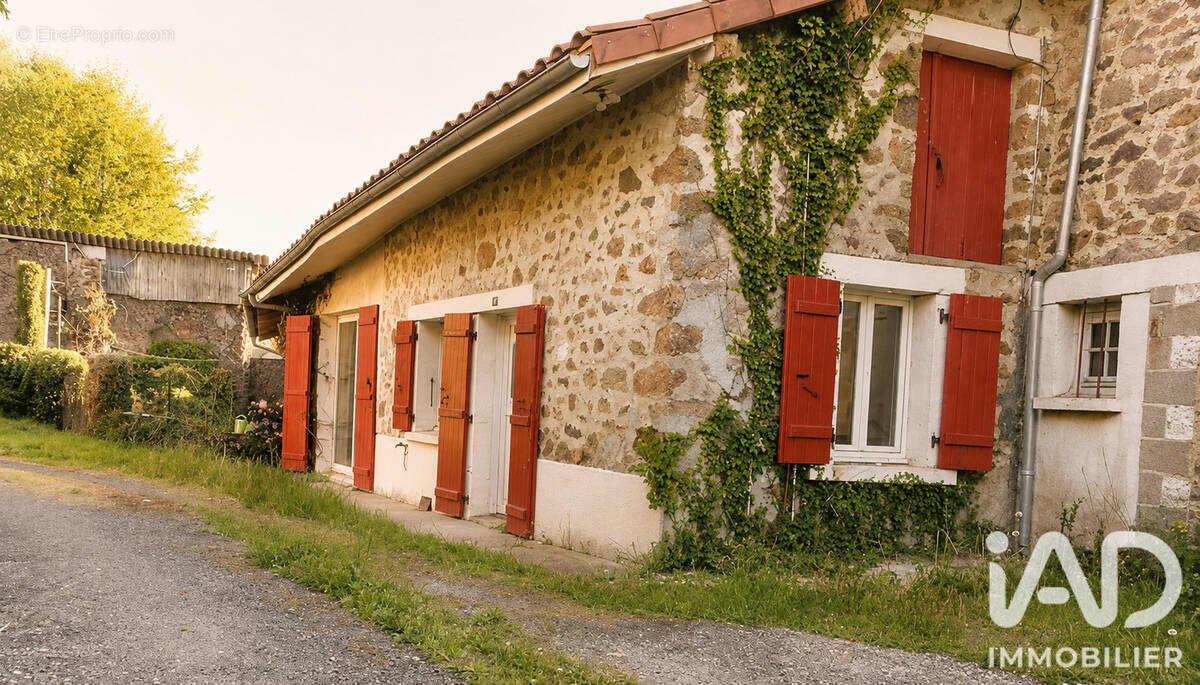 Photo 1 - Maison à CHERONNAC