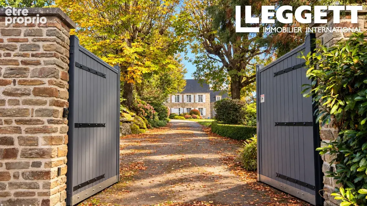Charmante propriété en pierre avec gîte indépendant, dépendances et un jardin mature et verdoyant - photo 2