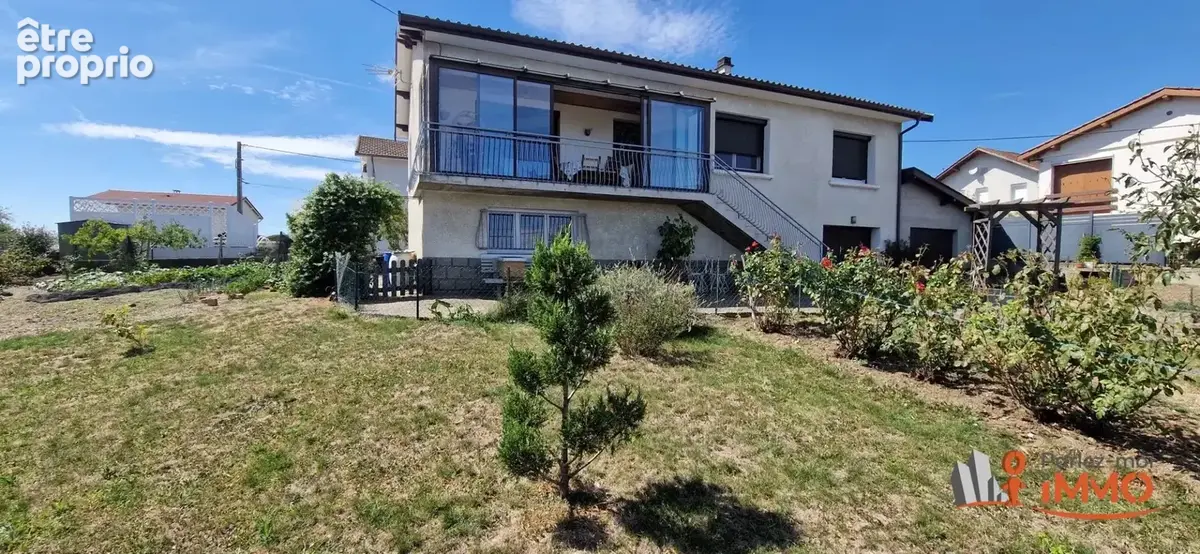 Maison à SAINT-MARTIN-LA-PLAINE