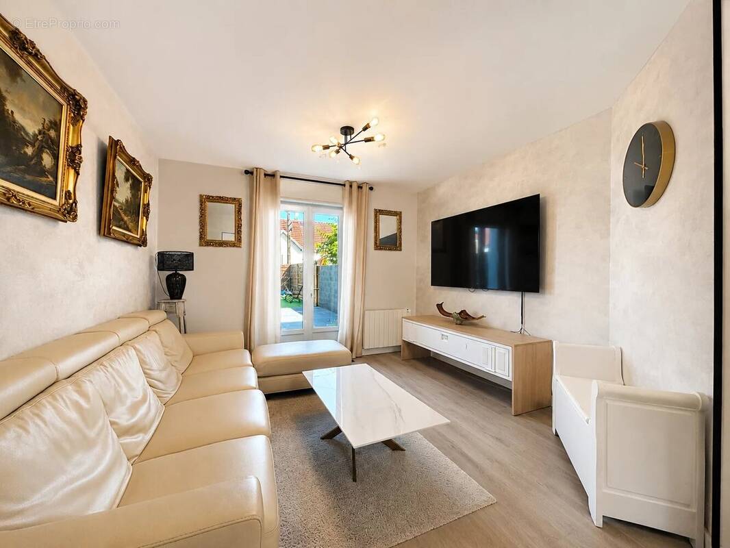 Maison de ville St Quentin - photo 2