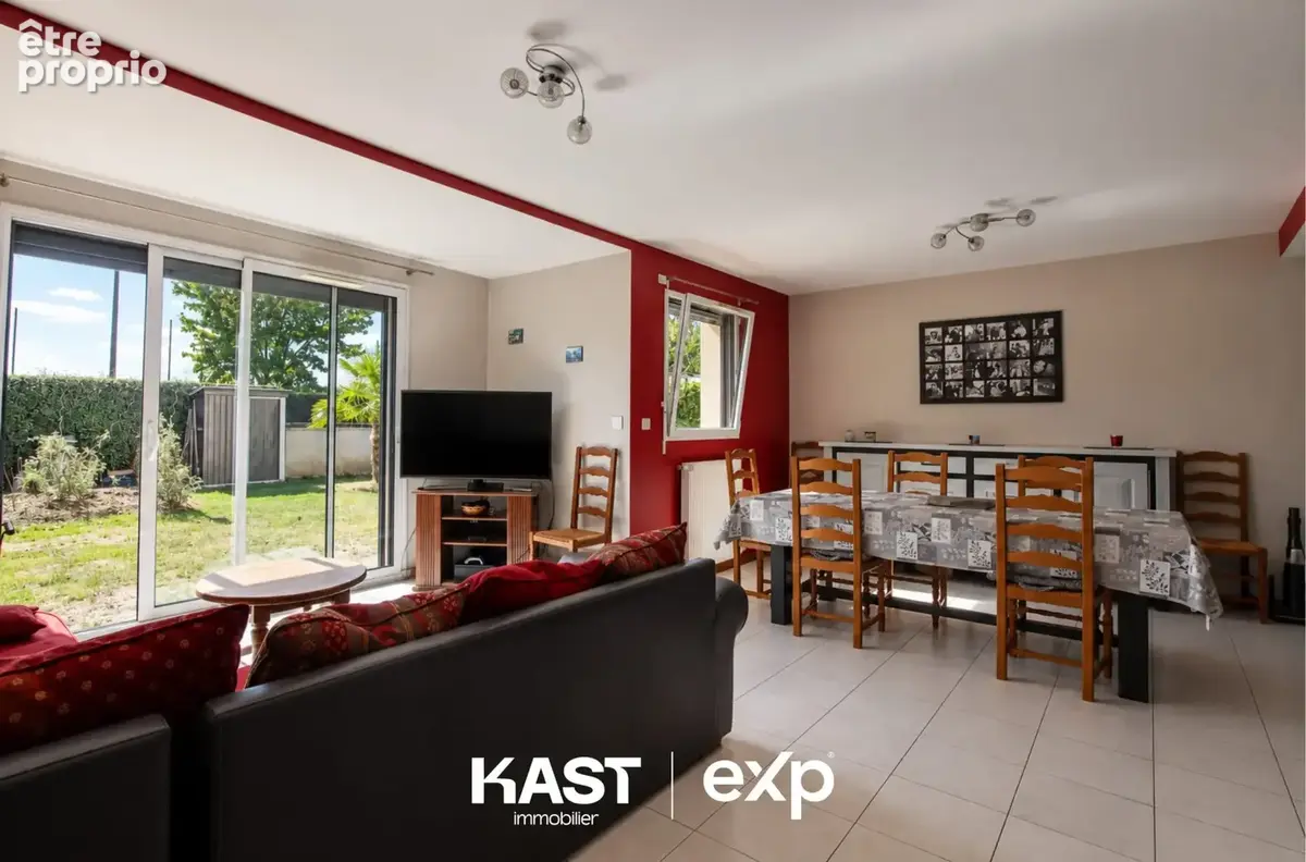 Maison 5 pièces 106 m² à vendre à Chateaugiron (35410) - photo 5