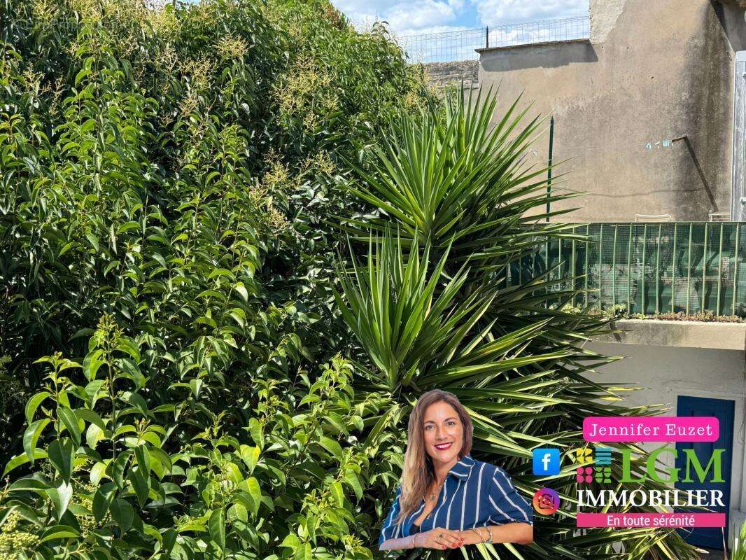 Appartement à LUNEL-VIEL