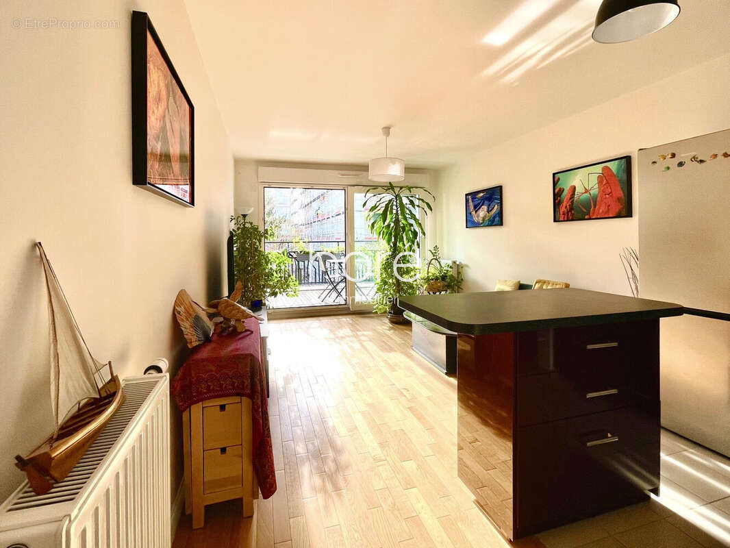 Appartement à COLOMBES