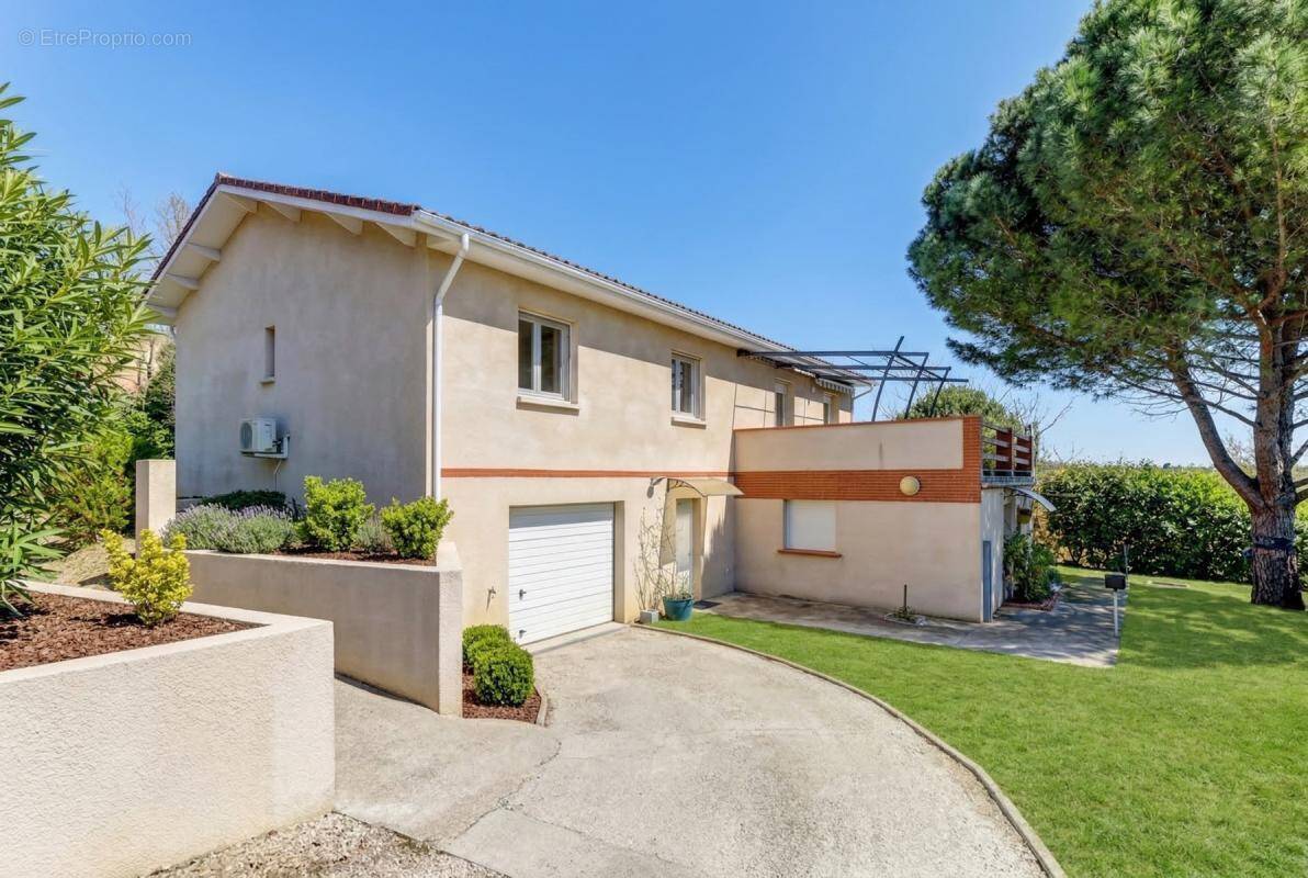 Maison à DREMIL-LAFAGE