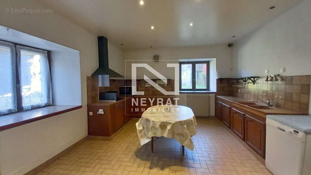 Maison à ARNAY-LE-DUC