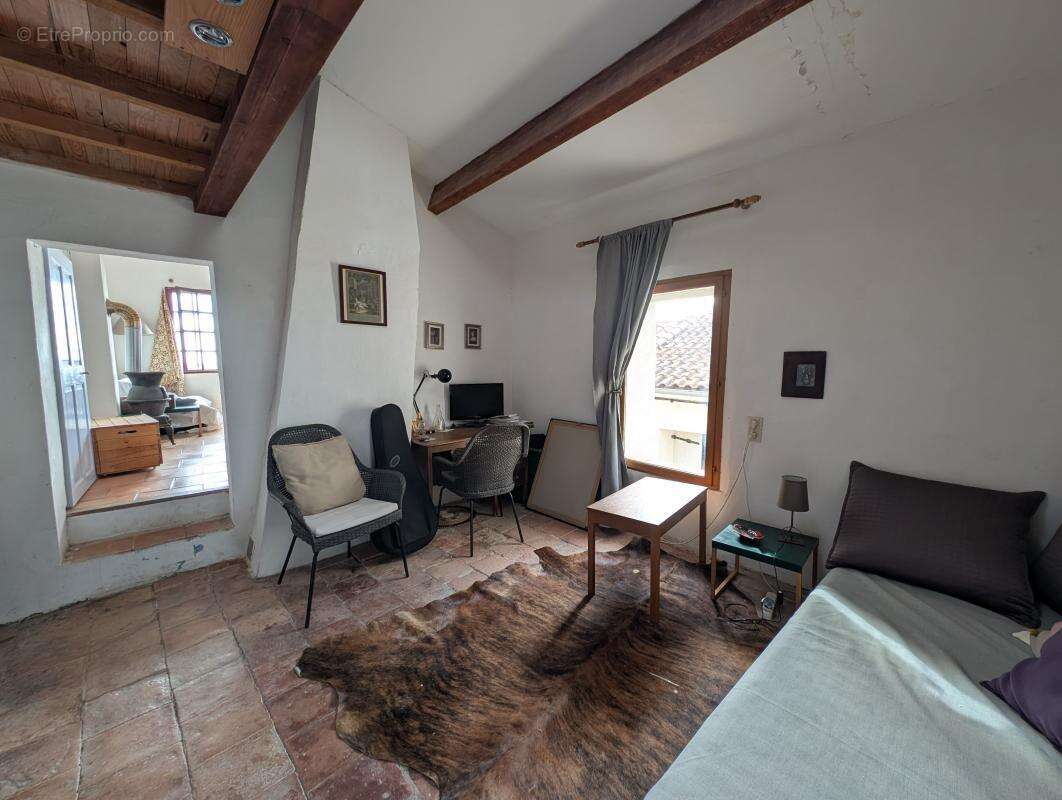 Maison à ROQUESSELS