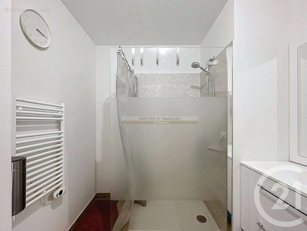 Appartement à DECINES-CHARPIEU