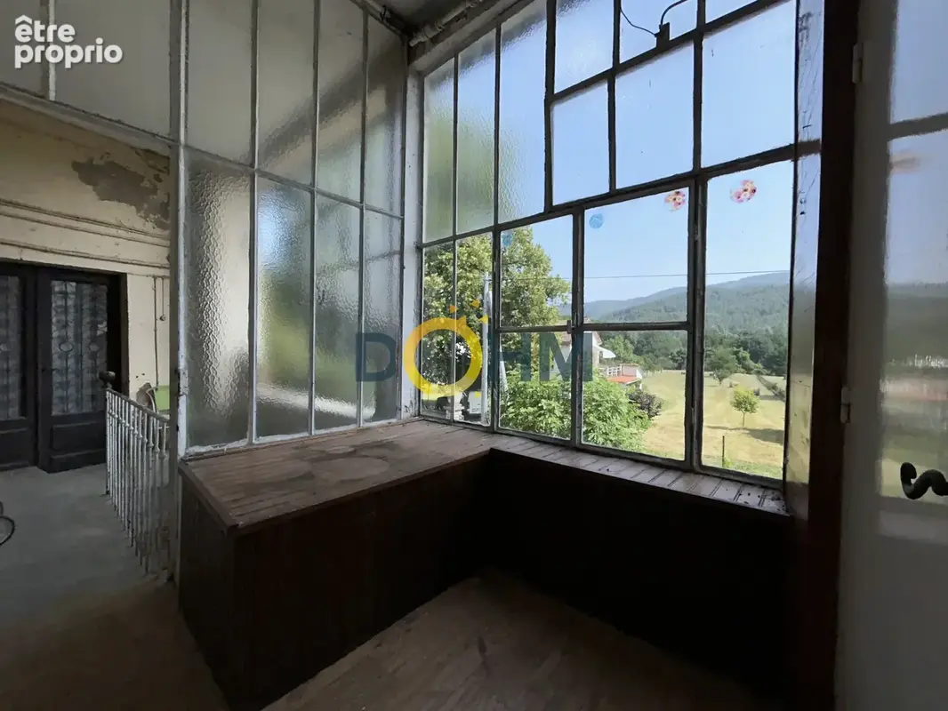 Chamborigaud, Maison centre-ville d'environ 94m2 sur balcon, terrasse, vérandas - photo 5