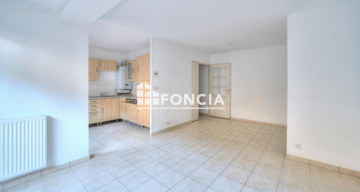 Appartement à SAINT-GENIS-POUILLY