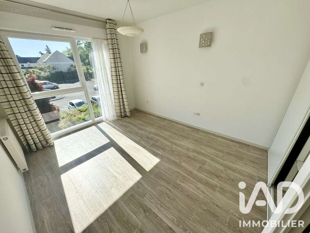 Appartement 65 m² à Saint-Cyr-En-Val  - photo 7
