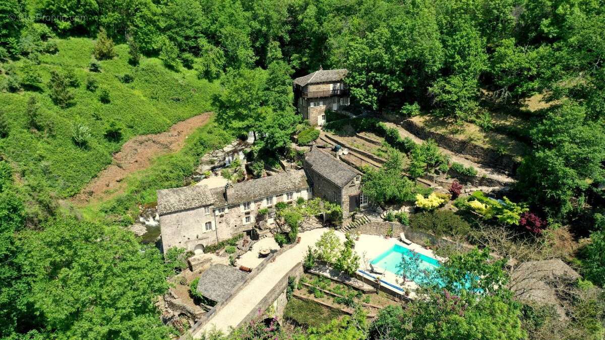 Maison à COUPIAC