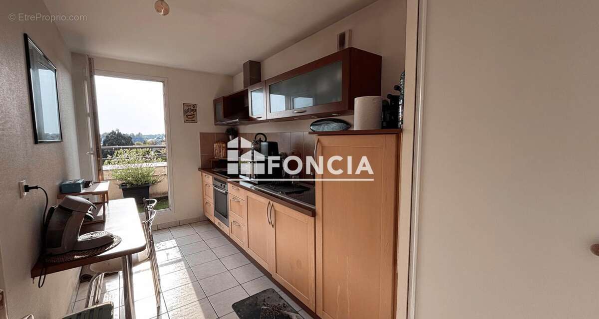 Appartement à SAINT-JEAN-DE-BRAYE