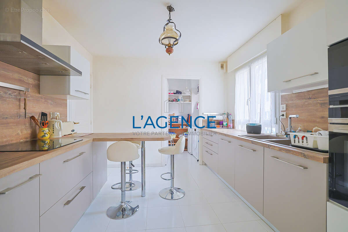 Appartement à HYERES