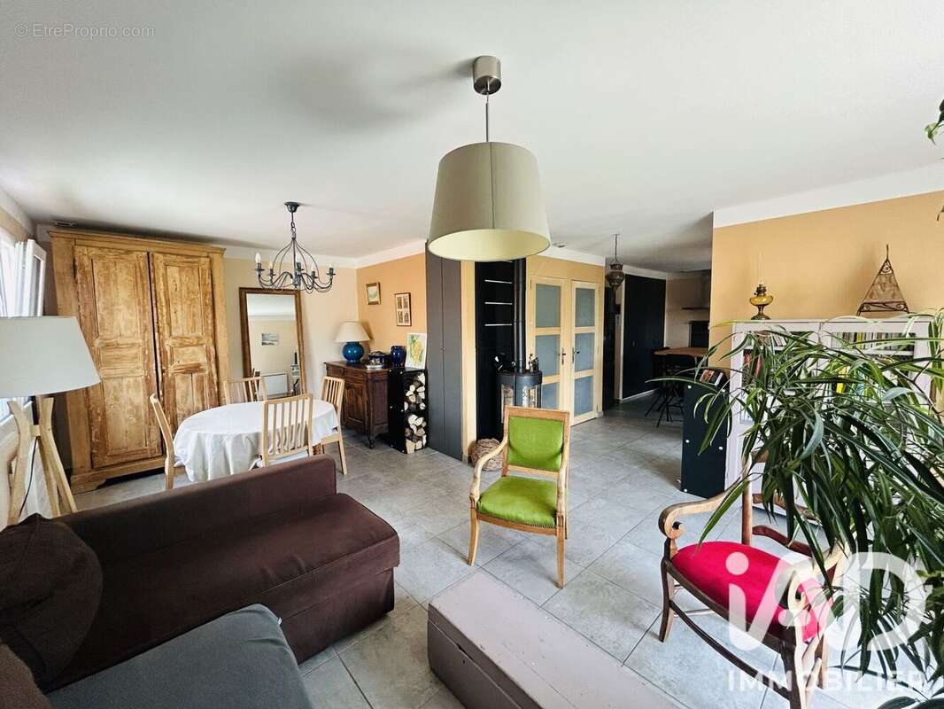 Maison 114 m² à Saint-Remy  - photo 9