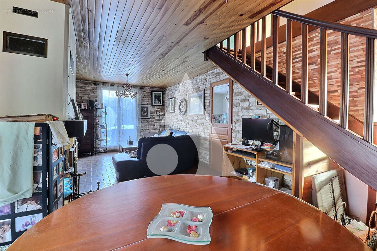 Maison à FRANCONVILLE