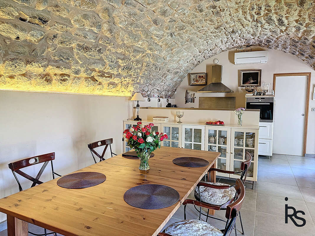 Maison à LARGENTIERE