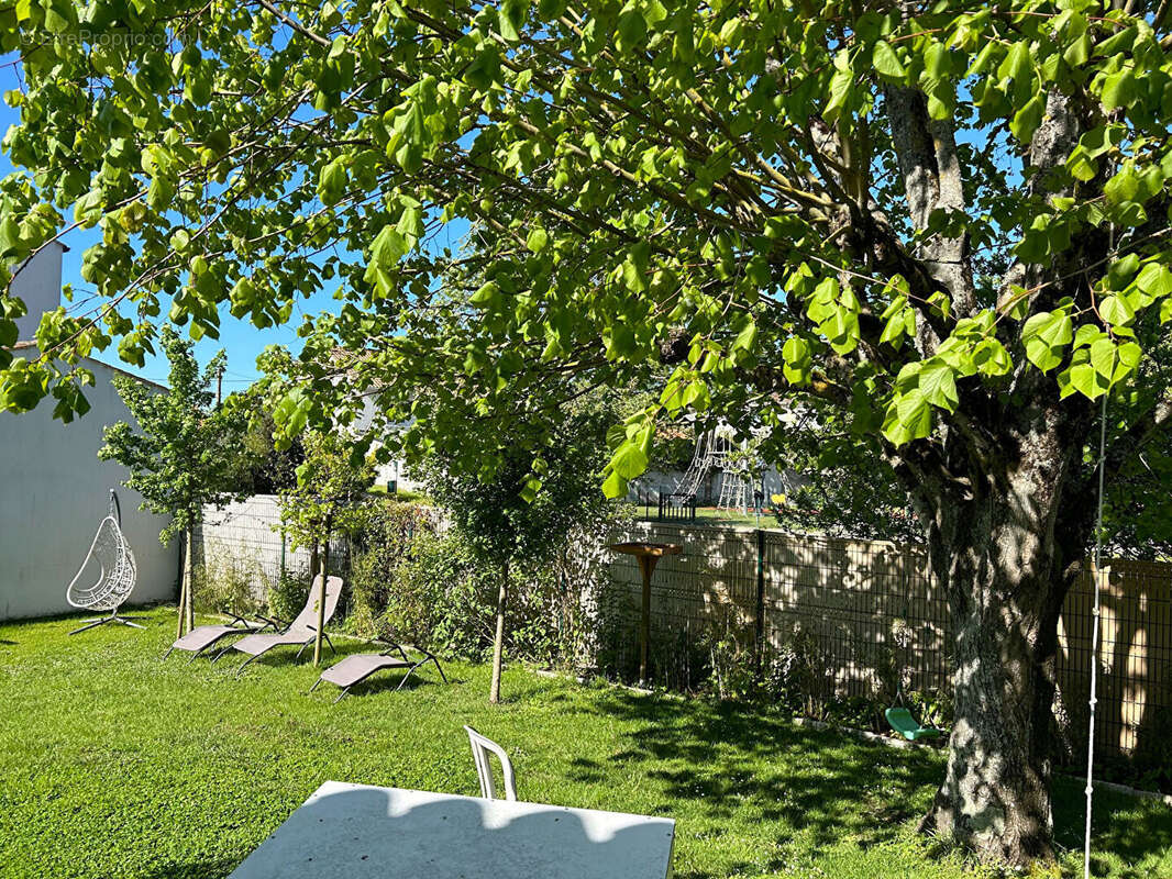 Maison à DOMPIERRE-SUR-MER