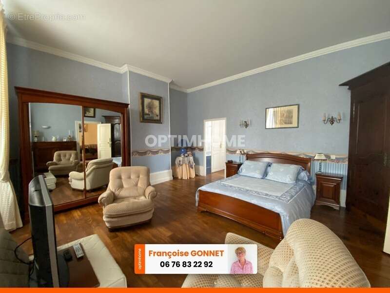 Maison à CHATEAUMEILLANT