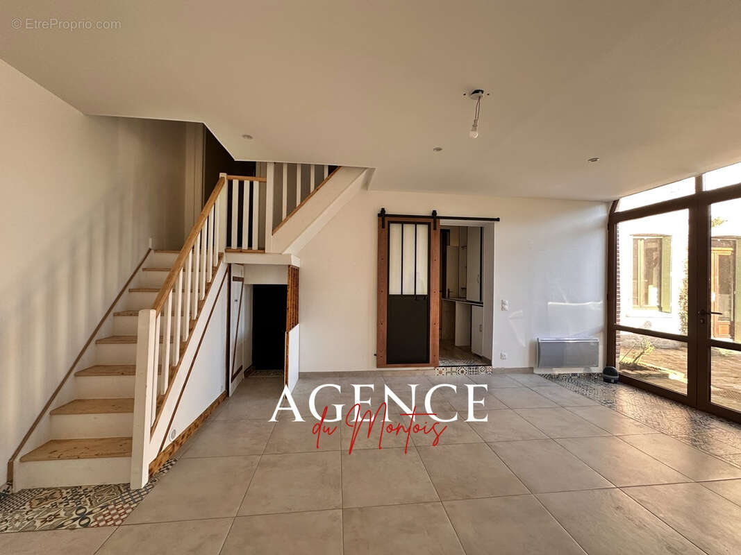 Maison à DONNEMARIE-DONTILLY