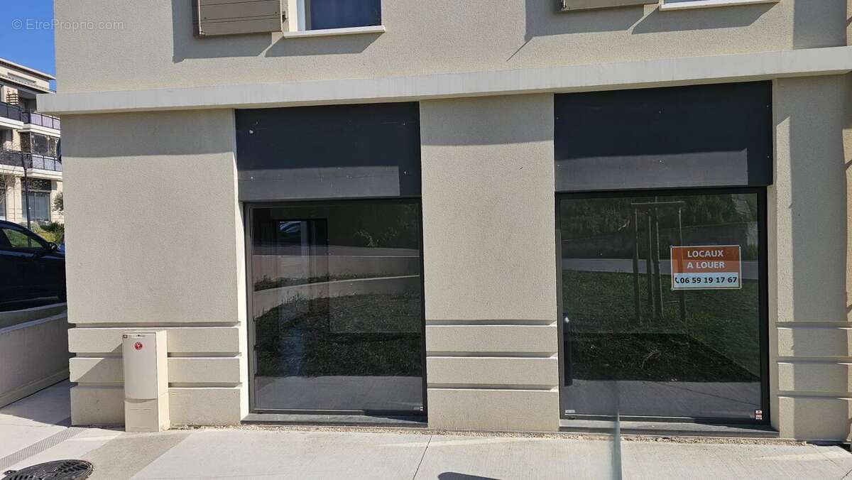 Commerce à LE BEAUSSET