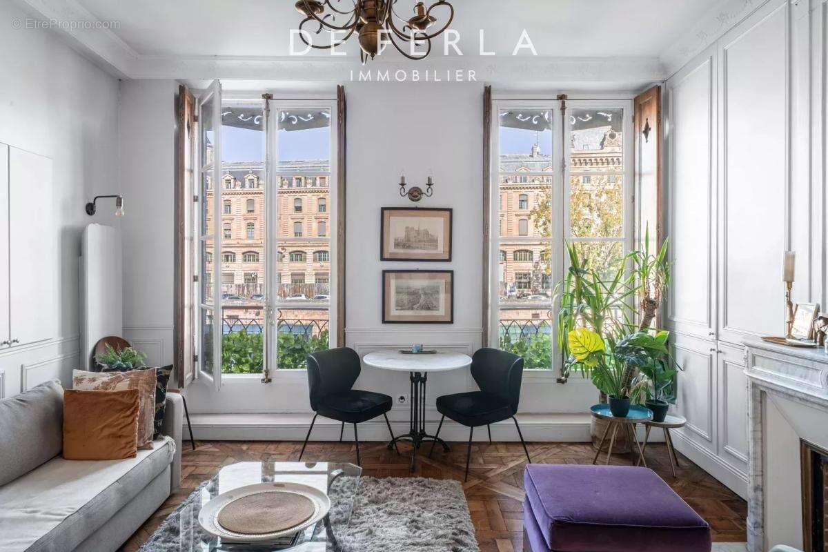 Appartement à PARIS-5E