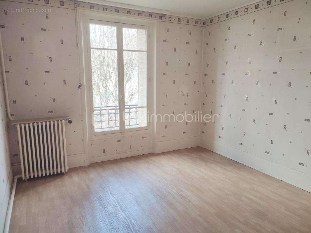 Appartement à LONGJUMEAU