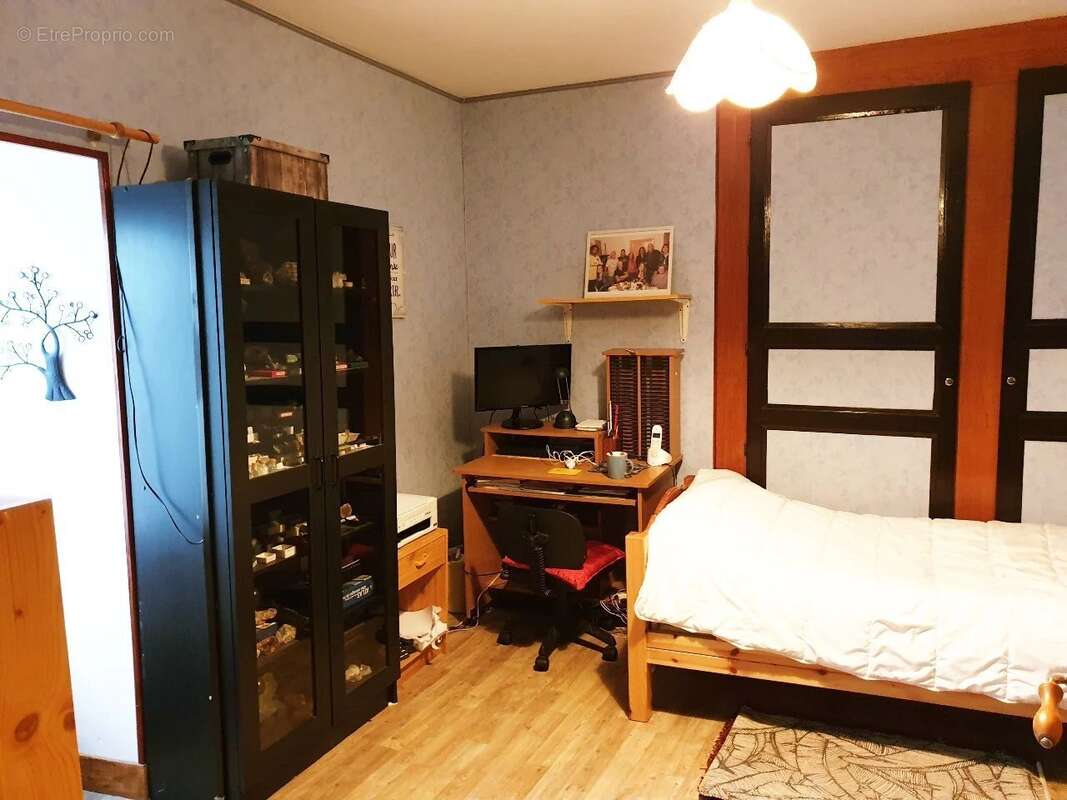 Restaurant avec deux appartements - photo 14