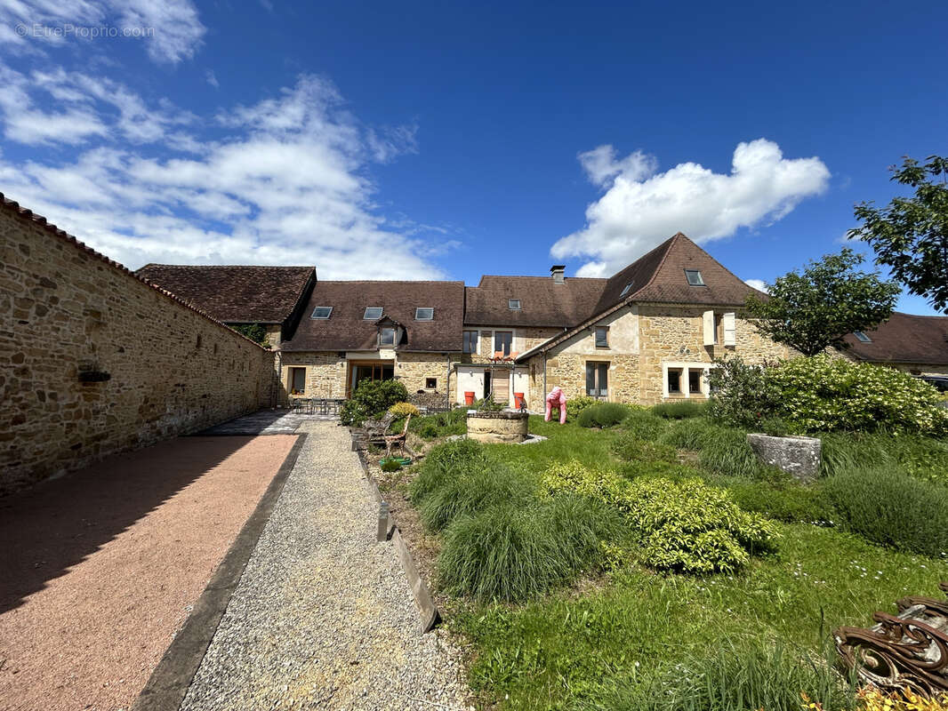 Maison à SAINT-SULPICE-D'EXCIDEUIL