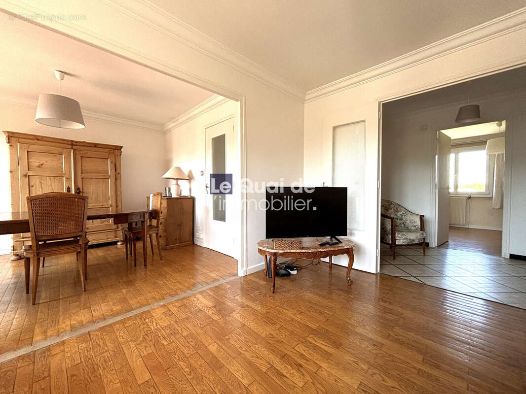 Appartement à FONTAINE