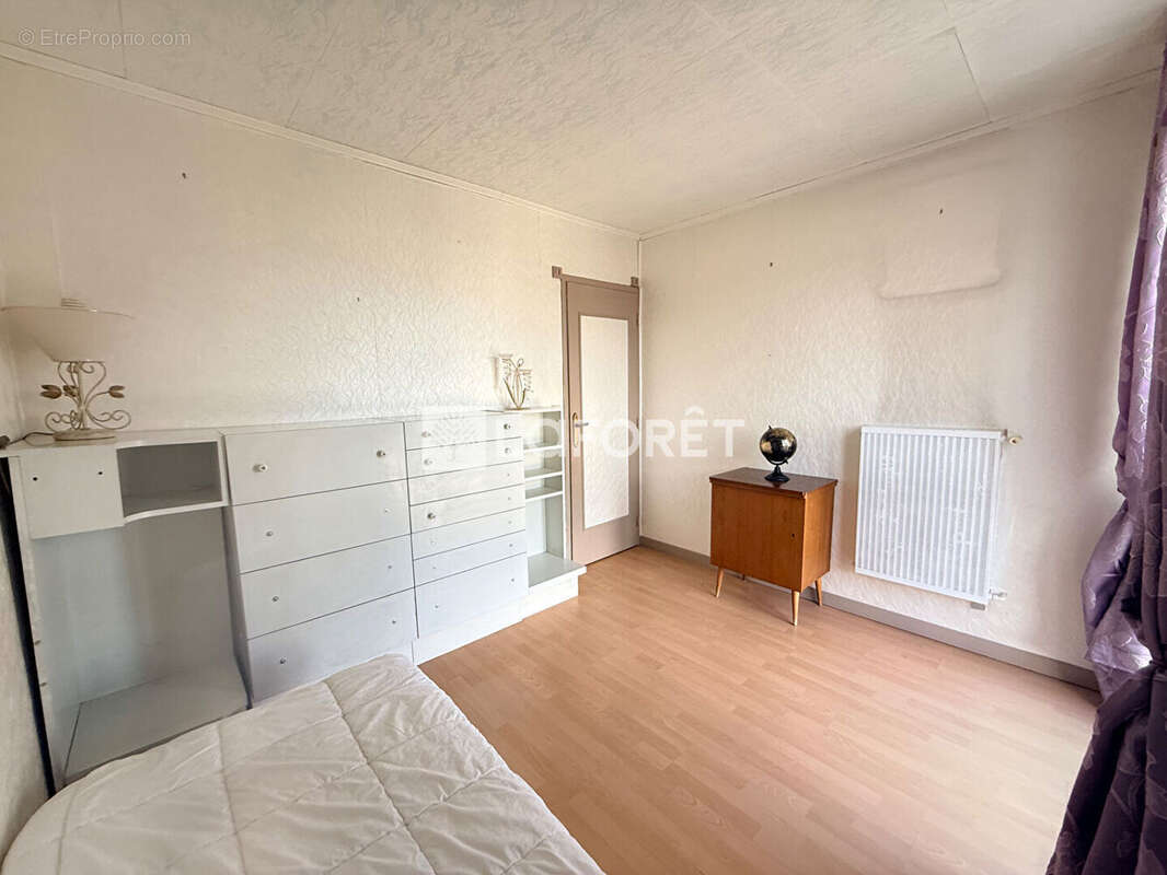 Appartement à LES MUREAUX