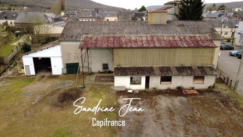 Commerce à FLEURY-SUR-ANDELLE