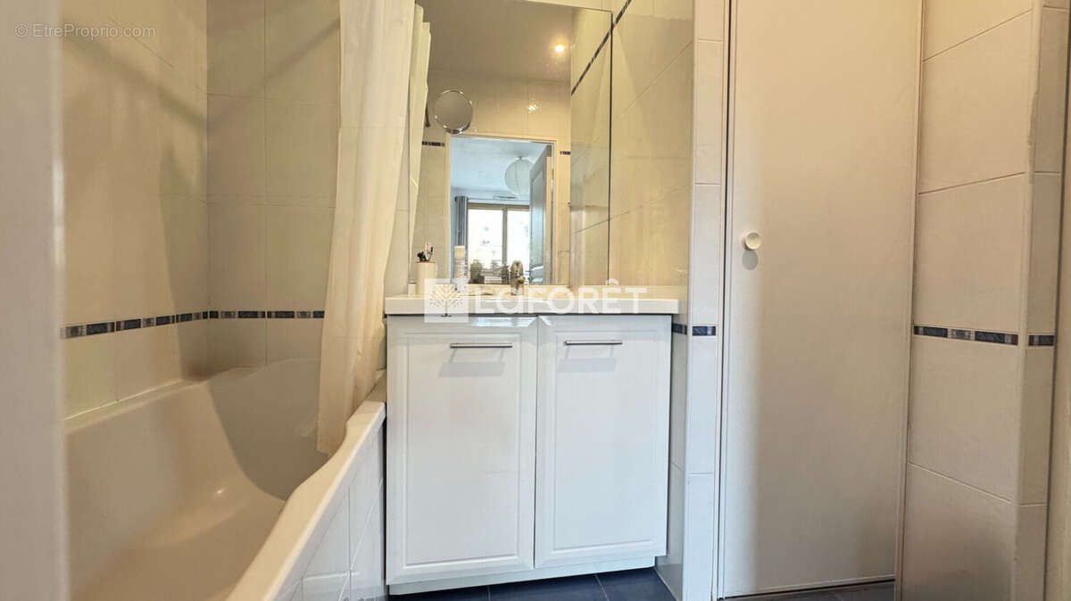 Appartement à LYON-5E