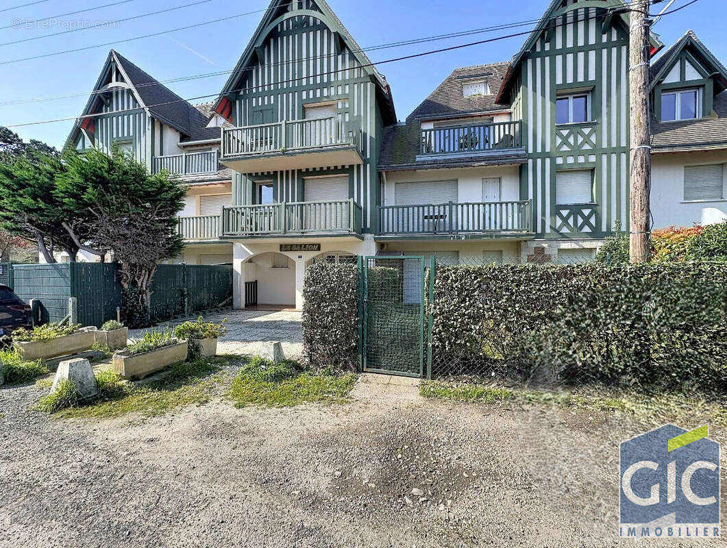 Appartement à BENERVILLE-SUR-MER