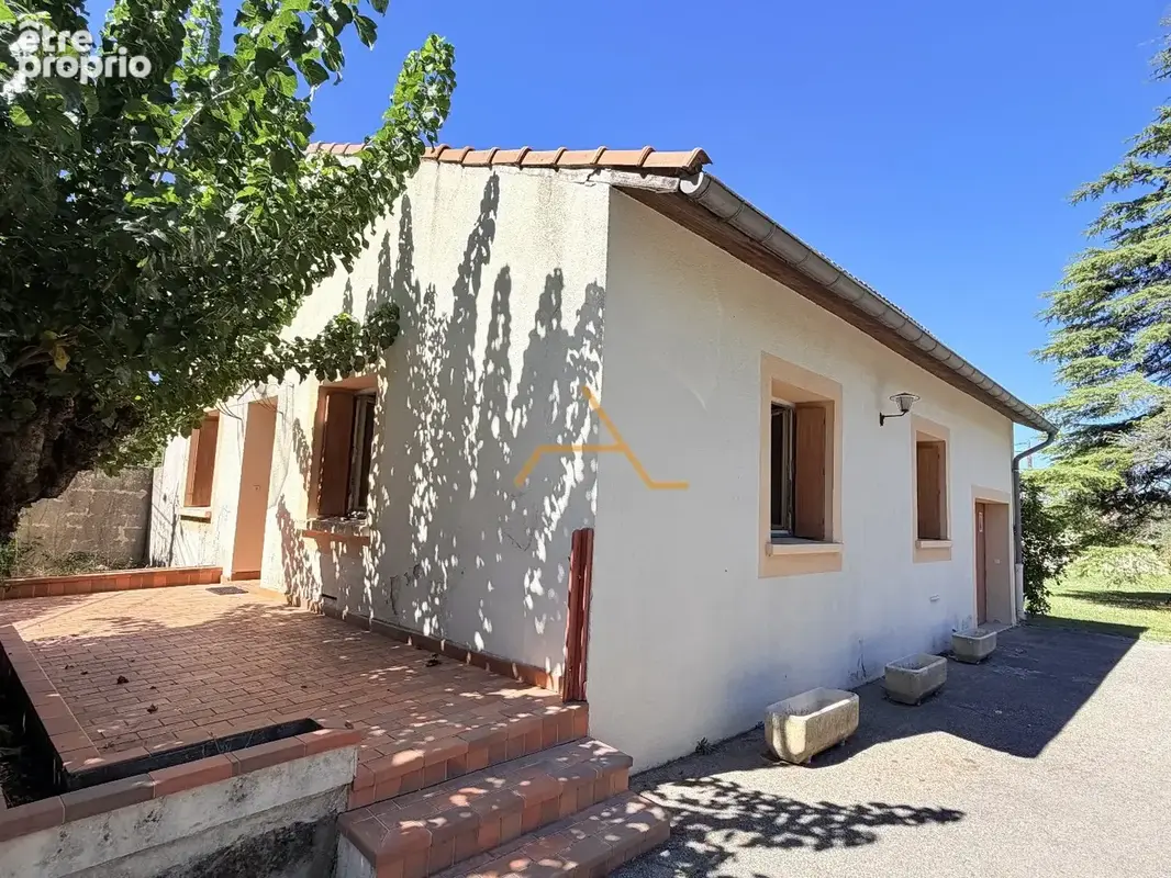 Maison à VALREAS