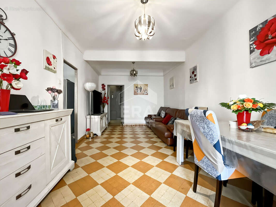 Maison à MARSEILLE-4E