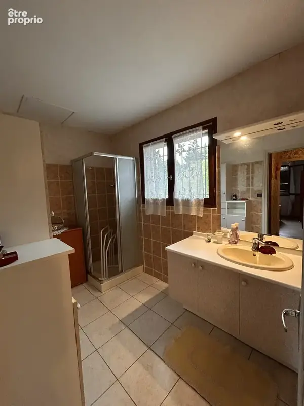 Maison avec jardin et garage - photo 11