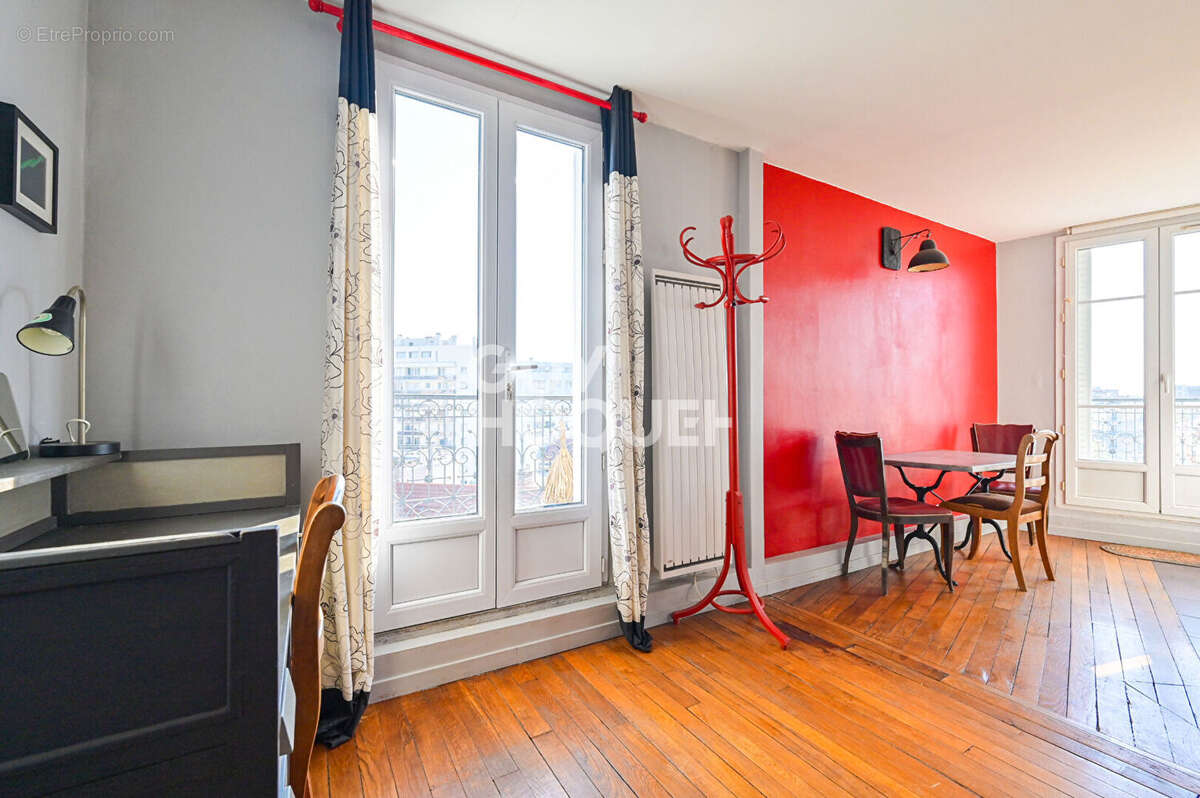 Appartement à PARIS-12E