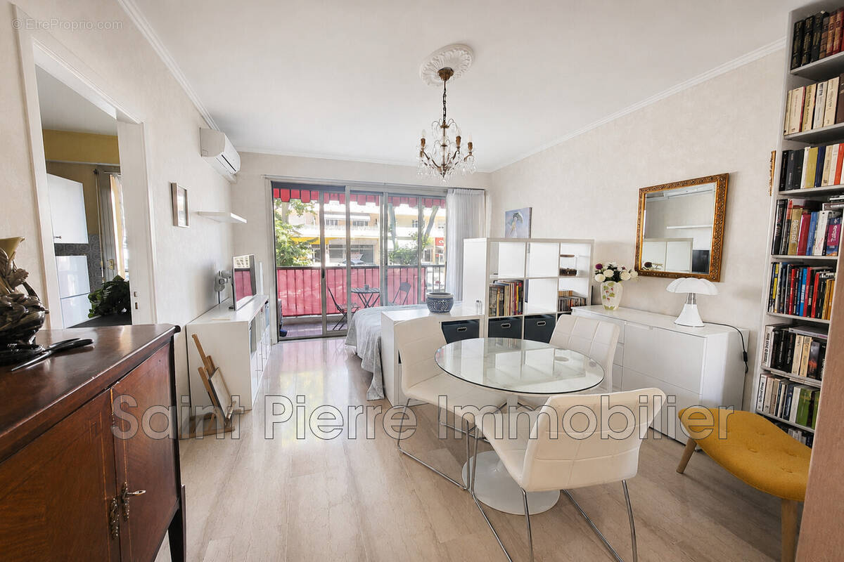 Appartement à CAGNES-SUR-MER