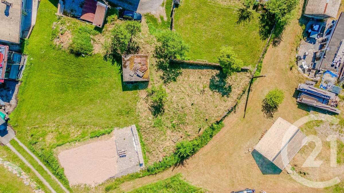 Terrain à VACHERESSE